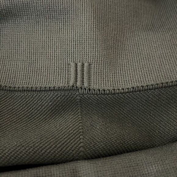 SPANX Look At Me Now Seamless Camo Leggings Large - Picture 8 of 8